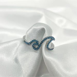 Blue waves ring